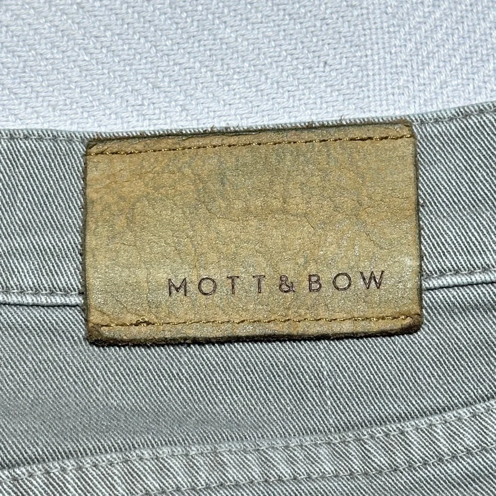 Mott & Bow jeans have